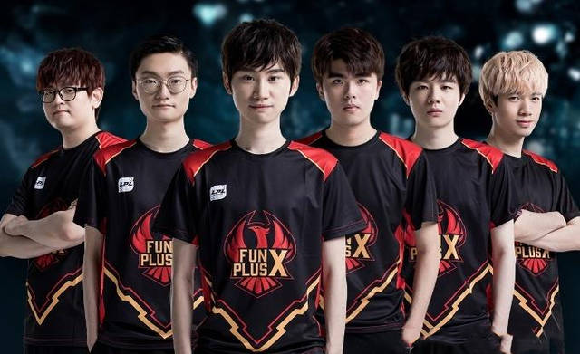 加强中场的 加强中场的