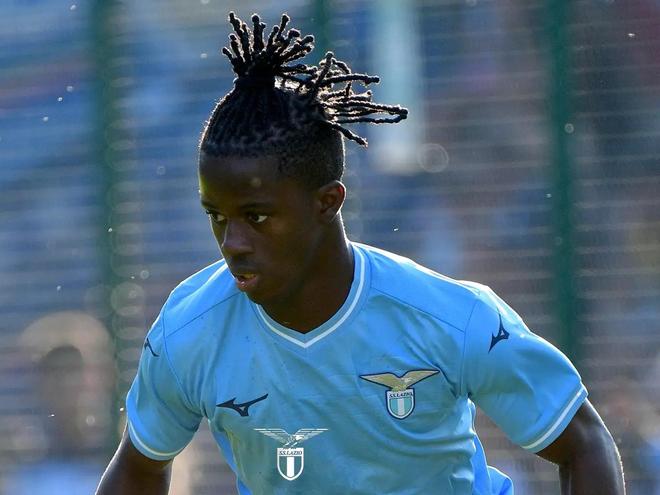 手撕开缝隙 手撕开缝隙