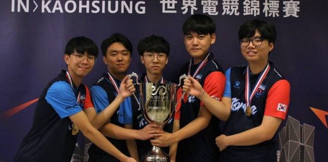 均为自然出 均为自然出